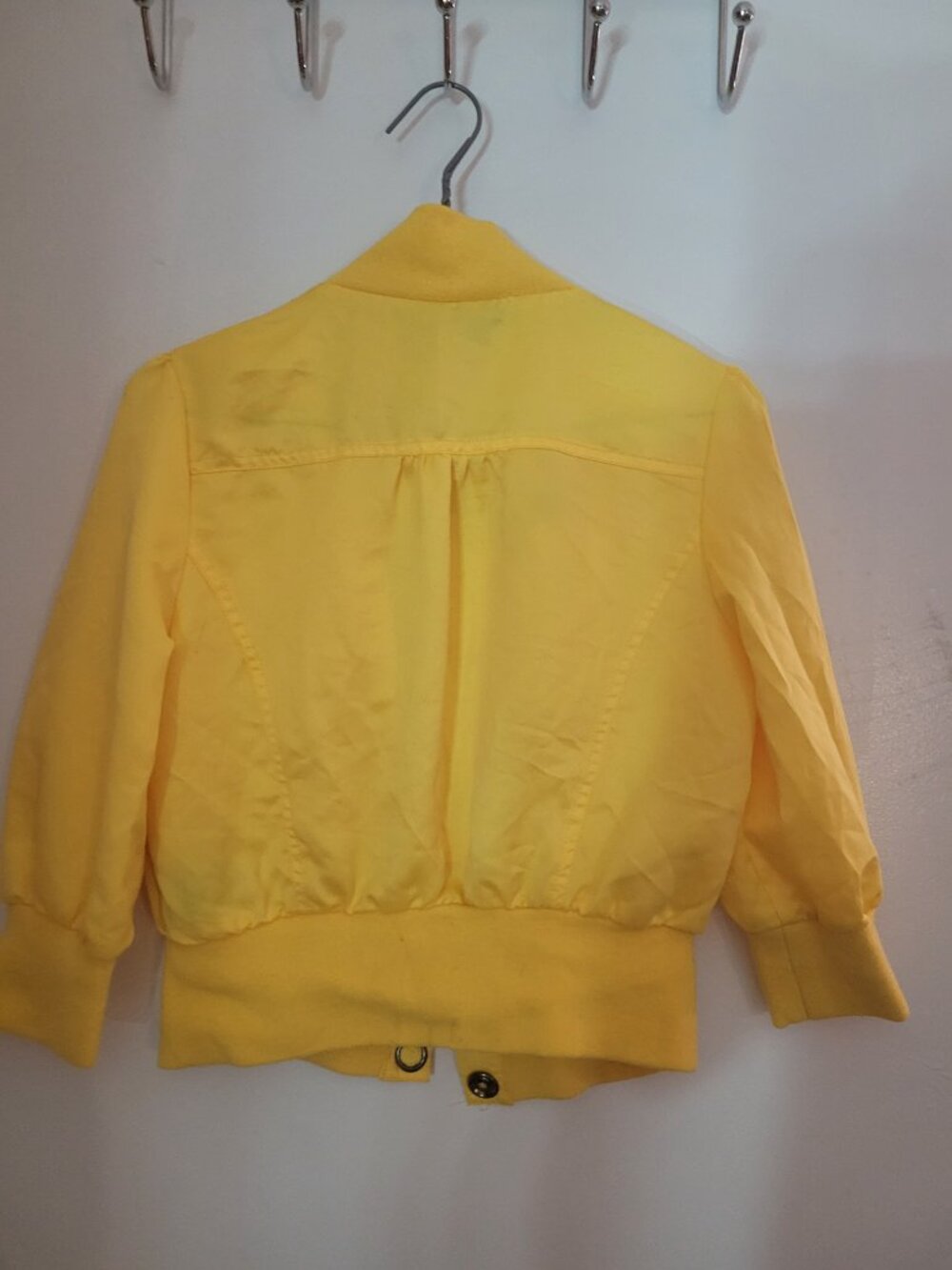 Yellow button jacket - Picture 2 of 2